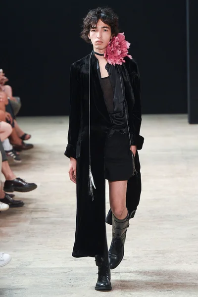 Look 29